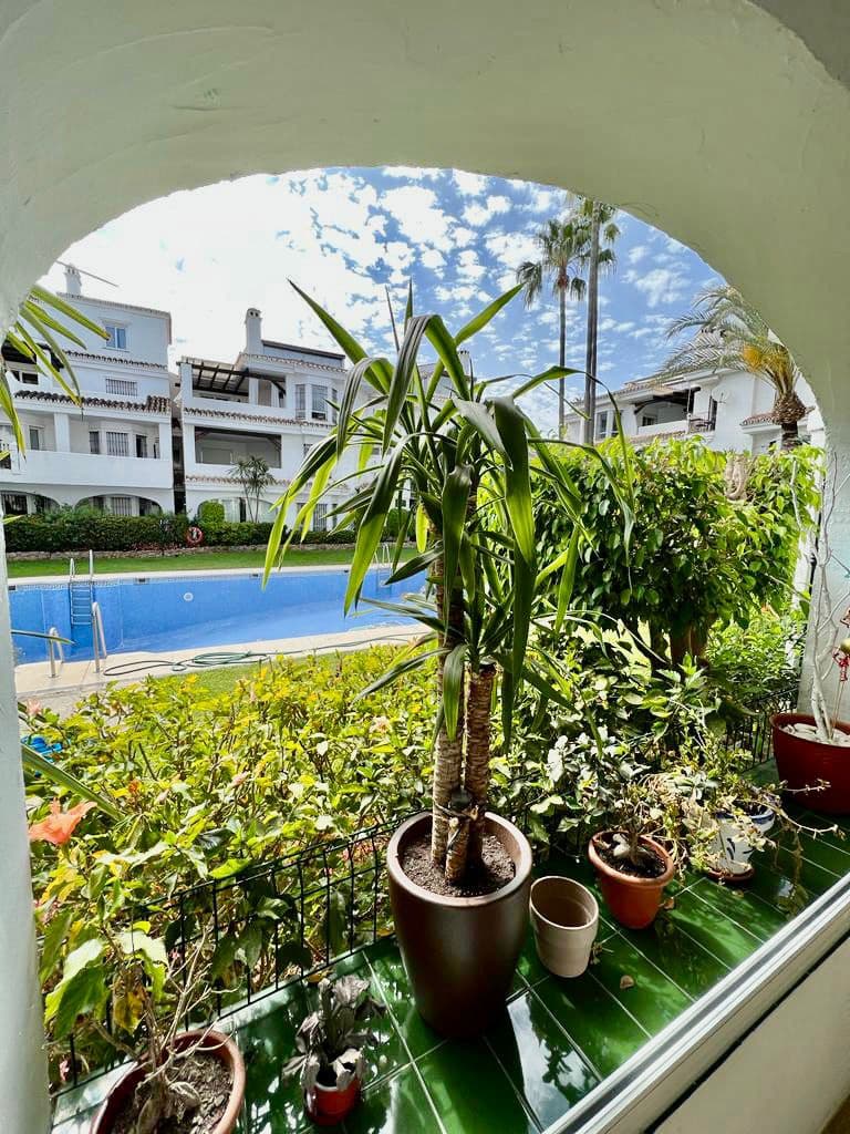 Spacious 3-Bedroom Apartment in Los Naranjos - photo 2