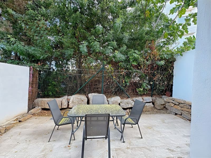 Luxury Townhouse in El Paraiso - photo 2