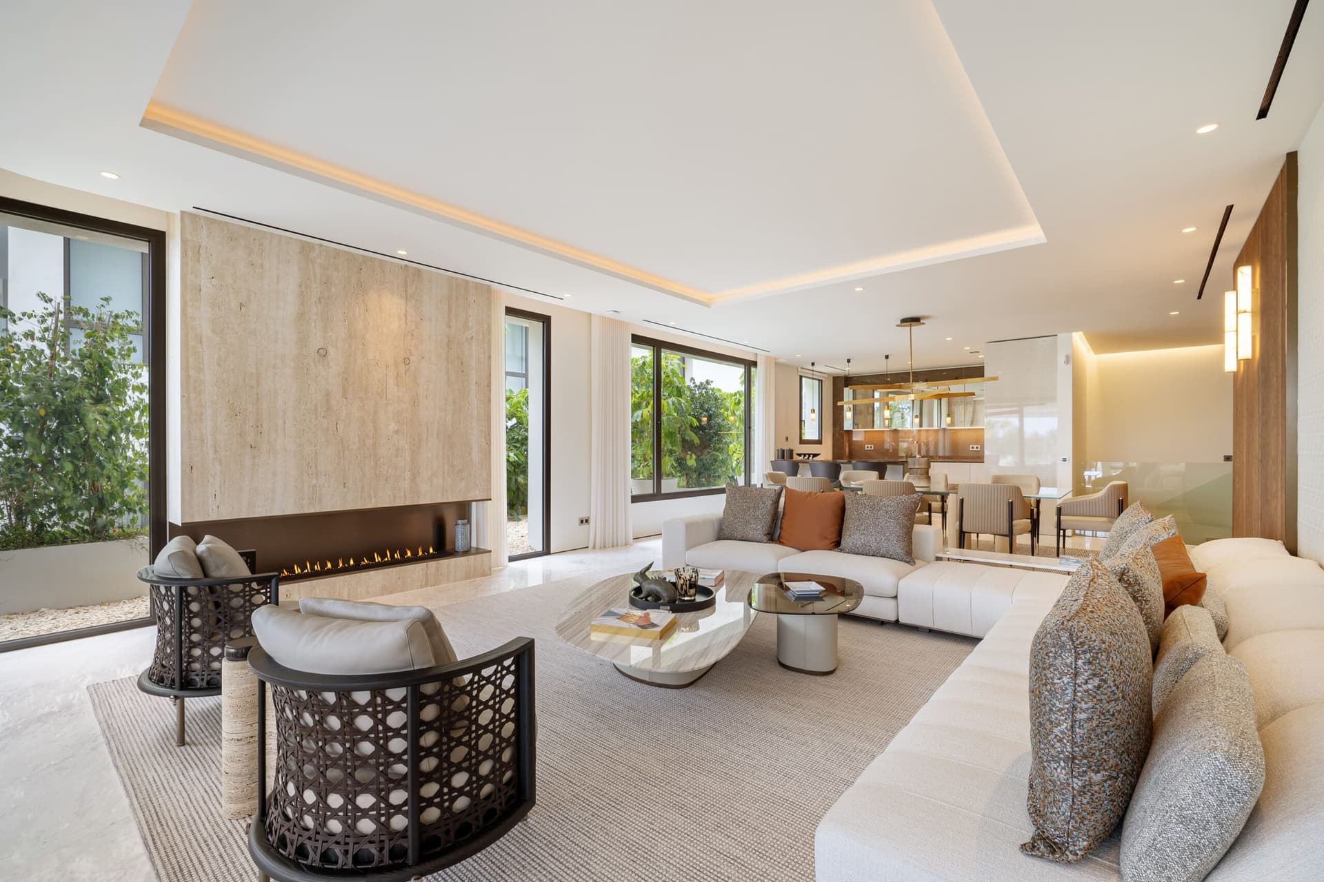 Spacious duplex ground floor apartment, Marbella - photo 3