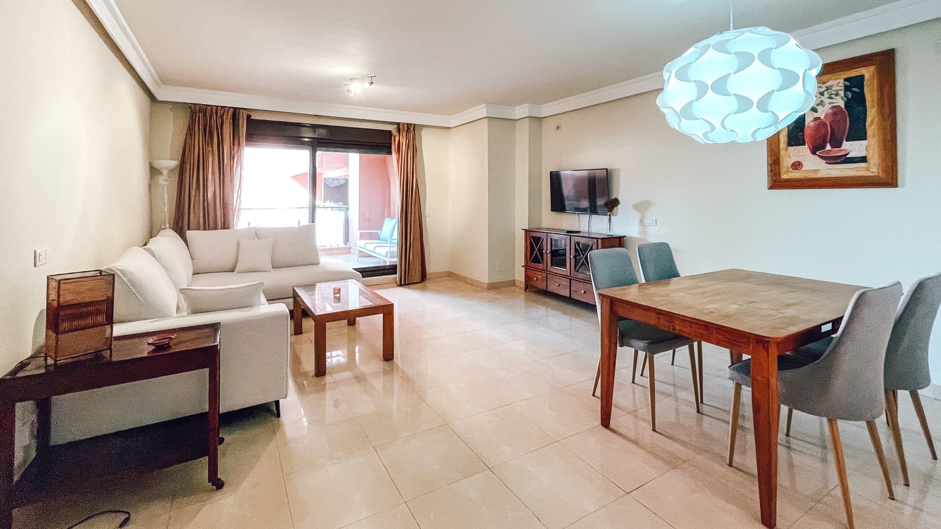 APARTMENT ON THE NEW GOLDEN MILE