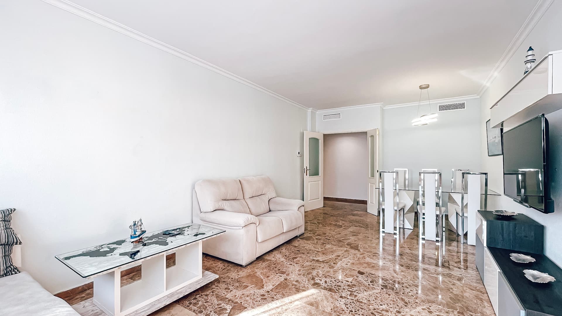 Apartment in the center of San Pedro - photo 2